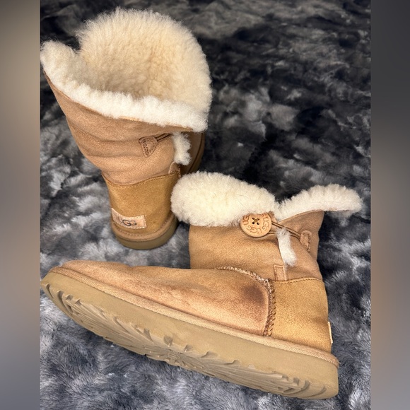 UGG boots - Picture 5 of 7